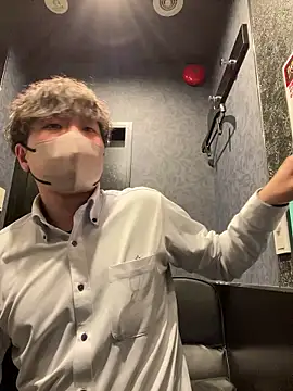 Snapshot of waka3232 chatting on 03.17.26 waka3232 online show from 03.17.26