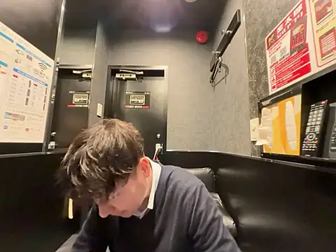 Snapshot of waka3232 chatting on 03.25.26 waka3232 online show from 03.25.26