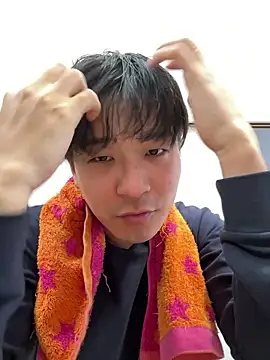 Snapshot of waka3232 chatting on 04.07.26 waka3232 online show from 04.07.26