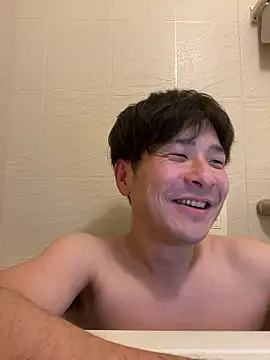 Snapshot of waka3232 chatting on 04.13.26 waka3232 online show from 04.13.26