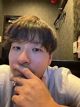 Snapshot of waka3232 chatting on 04.16.26 waka3232 online show from 04.16.26