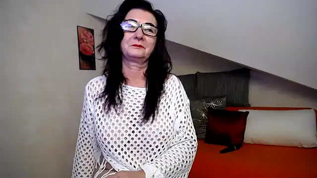 Snapshot of Kathylovexxx chatting on 02.20.26 Kathylovexxx online show from 02.20.26