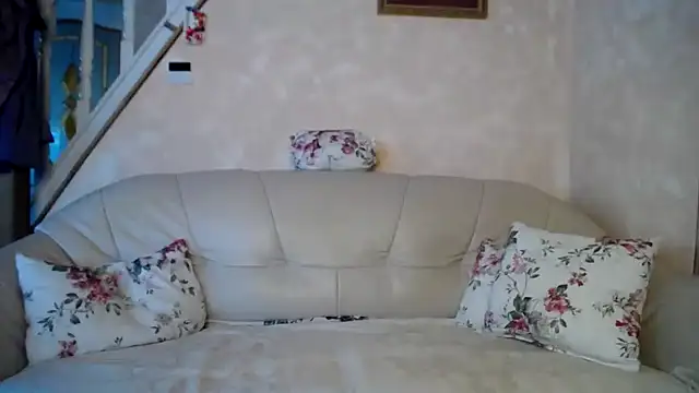 Snapshot of Kathylovexxx chatting on 04.09.26 Kathylovexxx online show from 04.09.26