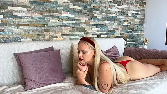 Aurora 5 online show from 02.14.26