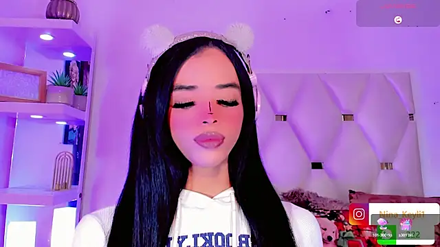 Nina Keyli online show from 01.05.26