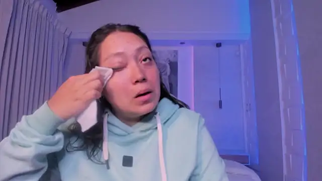 heidy johns online show from 10.22.25