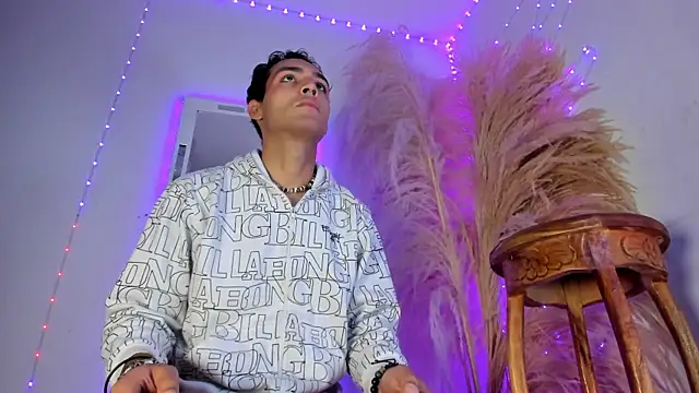 arthemisa hot online show from 10.01.25