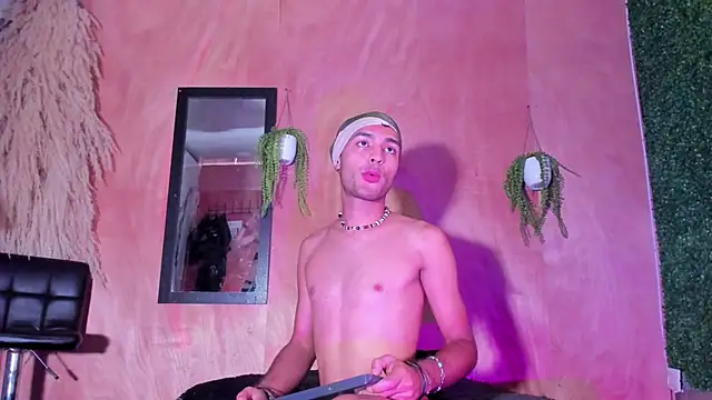 arthemisa hot online show from 10.08.25