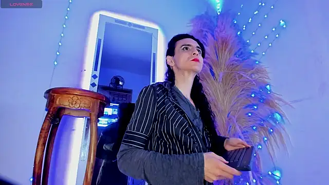 arthemisa hot online show from 10.10.25