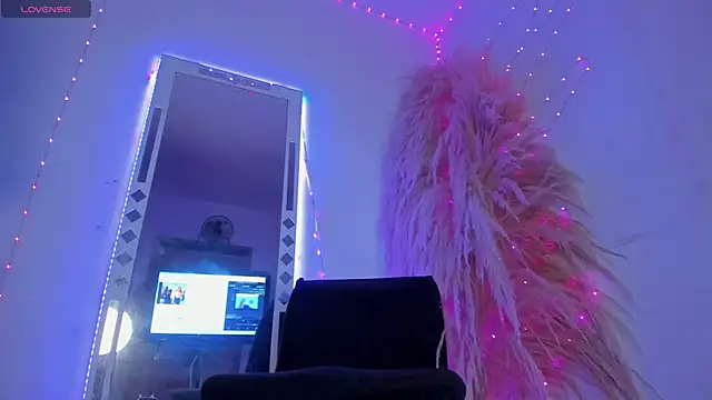 arthemisa hot online show from 10.17.25