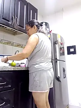 victoria wayne online show from 09.23.25