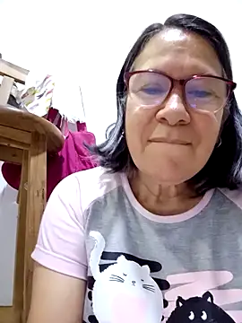 victoria wayne online show from 04.10.26