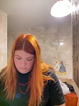 Snapshot of Dreamy_Desire chatting on 03.18.25 Dreamy Desire online show from 03.18.25