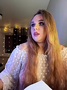 Juicy PeachLux online show from 12.18.25