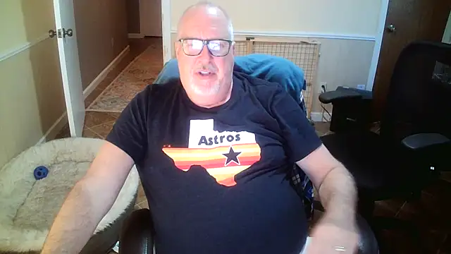 superbearboss online show from 10.24.25