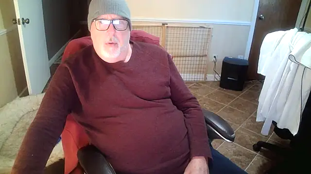 superbearboss online show from 11.02.25