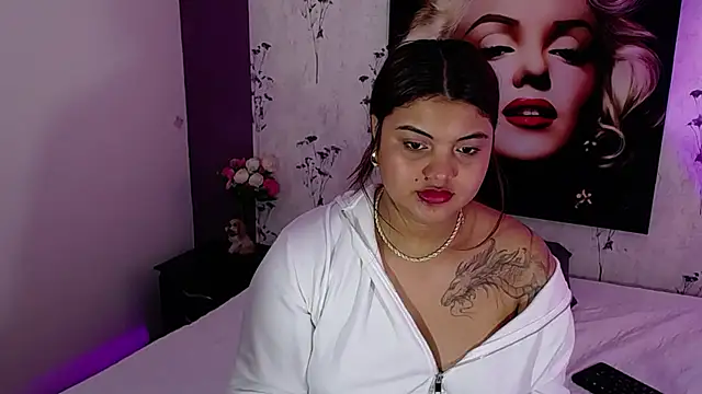 Scarlett  Johanson online show from 03.08.25