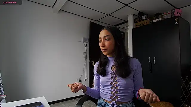 22Amatista online show from 03.07.25