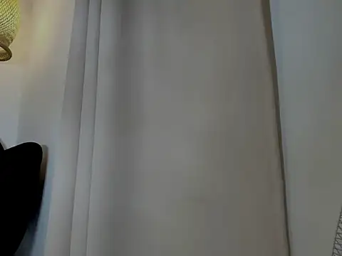 Snapshot of victor_gates chatting on 10.18.25 victor gates online show from 10.18.25