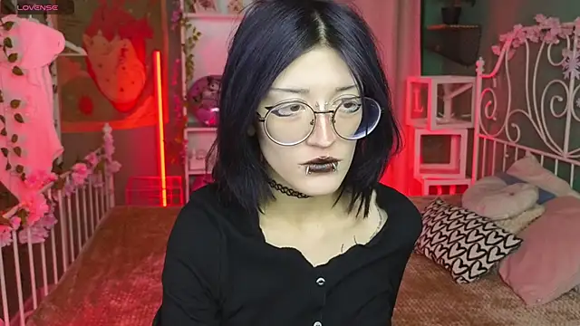 Snapshot of Setsunai_ chatting on 03.10.25 Setsunai  online show from 03.10.25