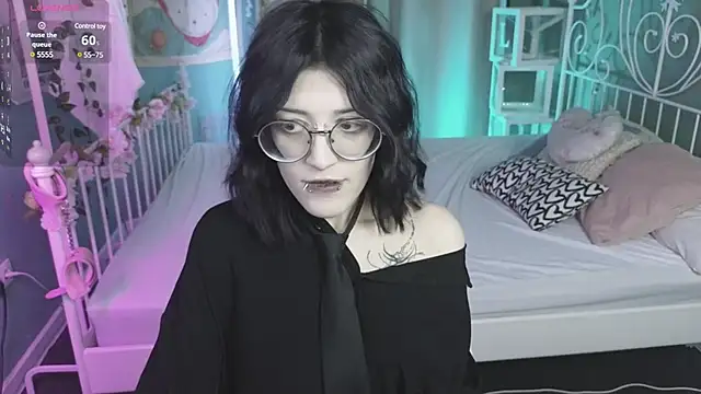 Snapshot of Setsunai_ chatting on 03.12.25 Setsunai  online show from 03.12.25