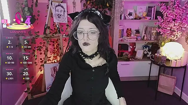 Snapshot of Setsunai_ chatting on 03.20.25 Setsunai  online show from 03.20.25