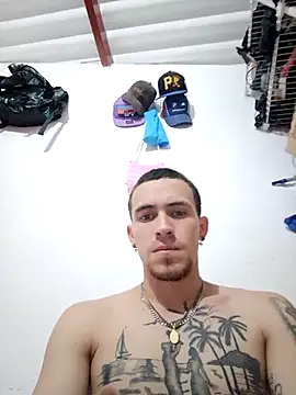 Snapshot of jacob_smith10 chatting on 09.28.25 jacob smith10 online show from 09.28.25