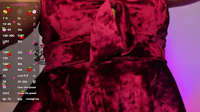 Snapshot of _Emily_Thompson_ chatting on 10.06.25 Emily Thompson online show from 10.06.25