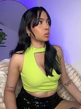  Emily Thompson  online show from 12.21.25