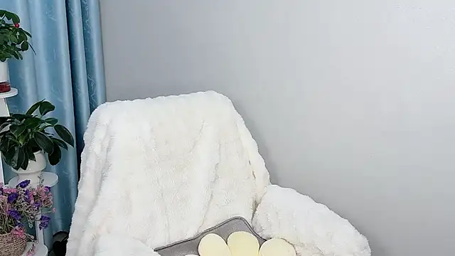 Dewluna online show from 04.14.26