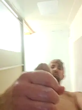 Snapshot of Messyman1187 chatting on 10.27.25 Messyman1187 online show from 10.27.25