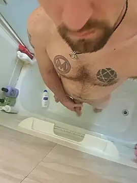 Snapshot of Messyman1187 chatting on 11.15.25 Messyman1187 online show from 11.15.25