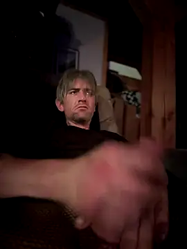 6poundtown9 online show from 10.28.25