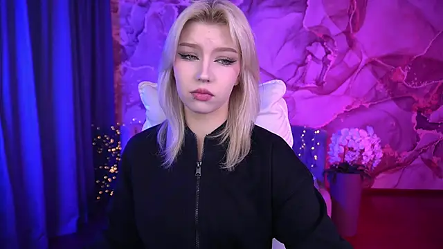 SelenaIris online show from 10.02.25