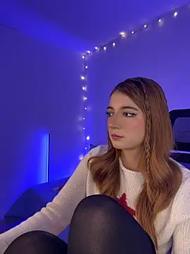 Snapshot of Hi_Soyfer chatting on 07.17.26 Hi Soyfer online show from 07.17.26