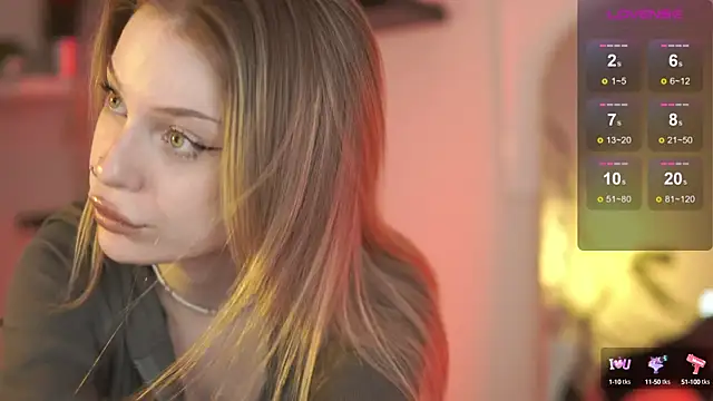 Heydoraa  online show from 03.18.25