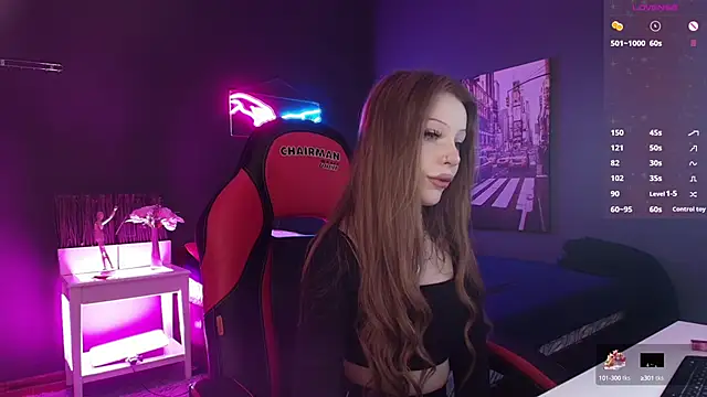 Heydoraa  online show from 09.24.25