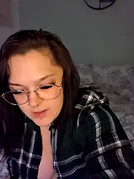 Saucy-Serenity online show from 09.23.25