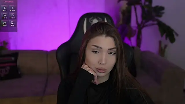 Billie054 online show from 11.28.25