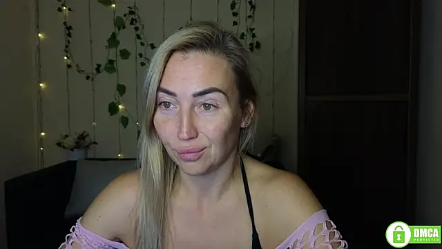 Kiss julli88I online show from 10.23.25