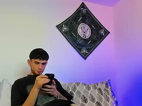 samevansx  online show from 02.10.26