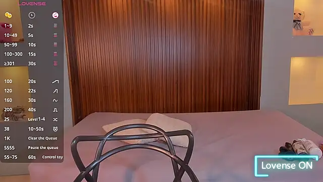 ZaraBlaze5 online show from 09.29.25