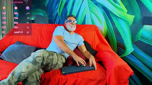 LukeCrews online show from 09.29.25