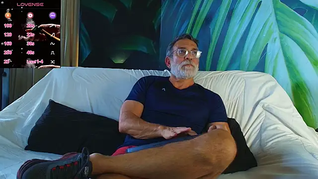 LukeCrews online show from 10.22.25