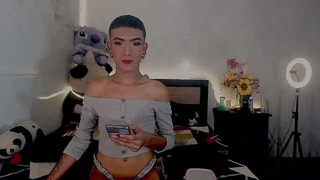 KimberlyXtreme online show from 09.13.25