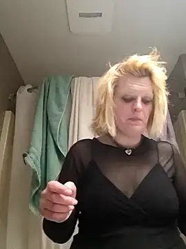 KITTYBOOBOOFUXX online show from 02.17.26