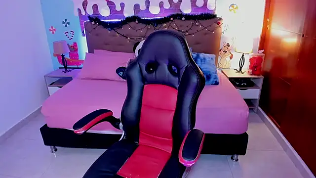  Lilly miller online show from 12.19.25