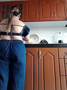 Luna-nevada online show from 09.23.25