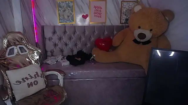  wendy b online show from 03.14.25