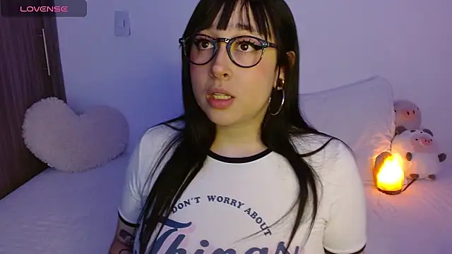 Oliviargf online show from 10.25.25